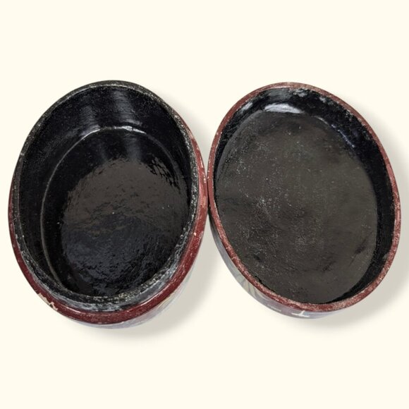 Painted Oval Box with Lid - Picture 2 of 8
